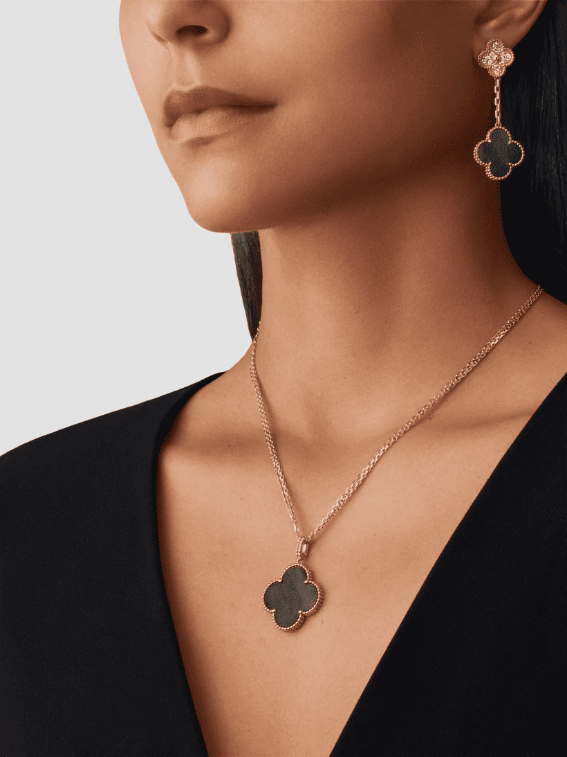 Aristos_Erp::Add to Cart Magic Alhambra long necklace, 1 motif Magic Alhambra long necklace, 1 motif