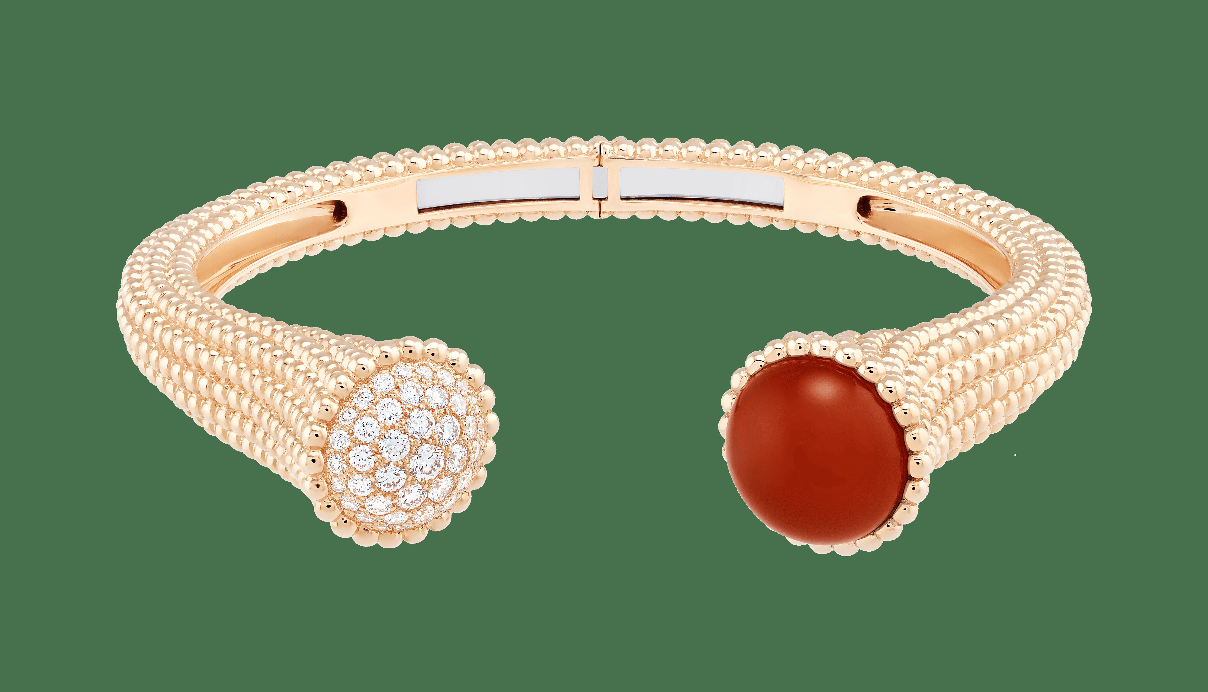 Браслет Perlée couleurs, розовое золото, сердолик, бриллианты, модель среднего размера.