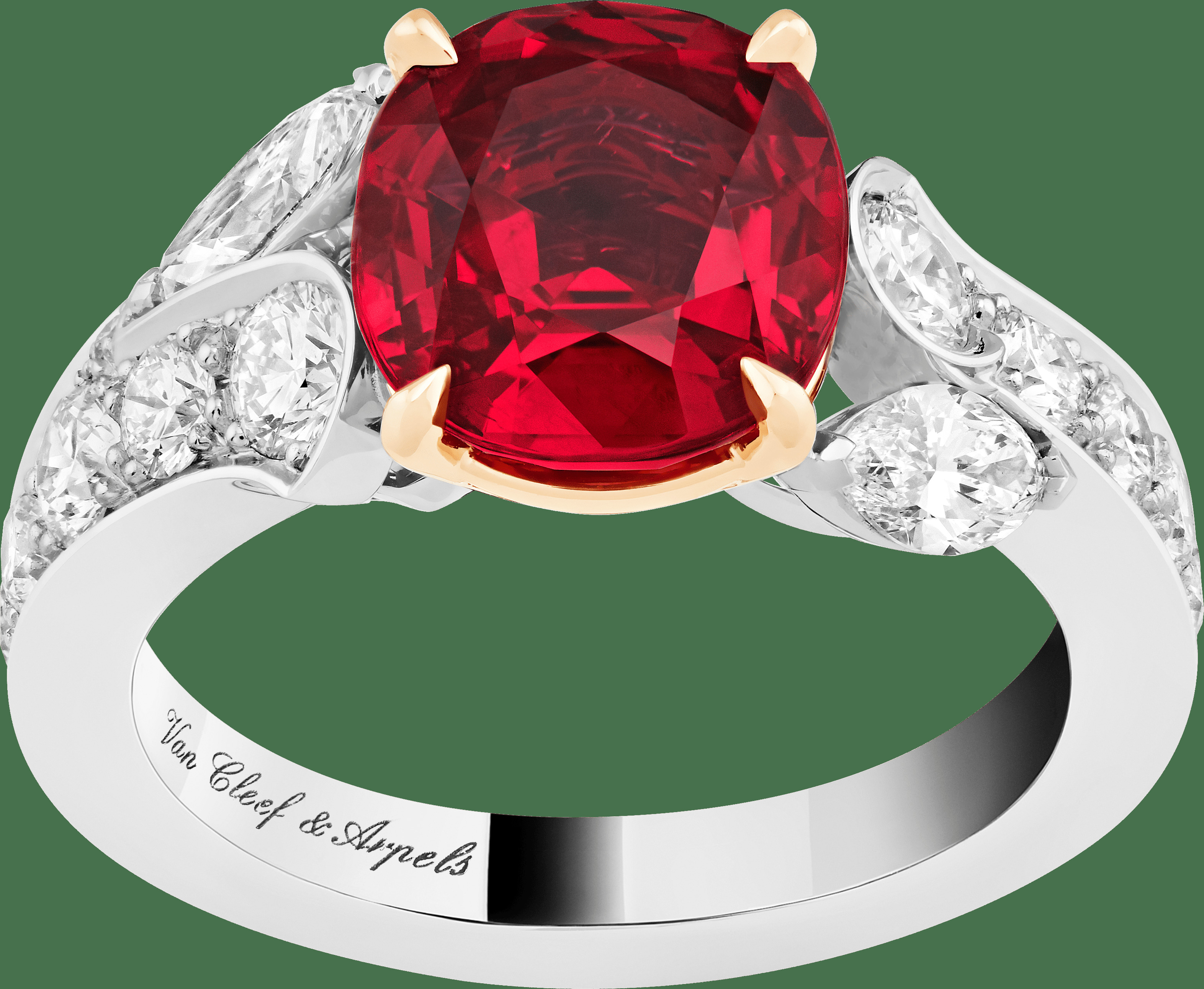 Кольцо-солитер Jasmin, платина, розовое золото, бриллианты круглой огранки и огранки «маркиза», рубин огранки «кушон» 3,75 карата