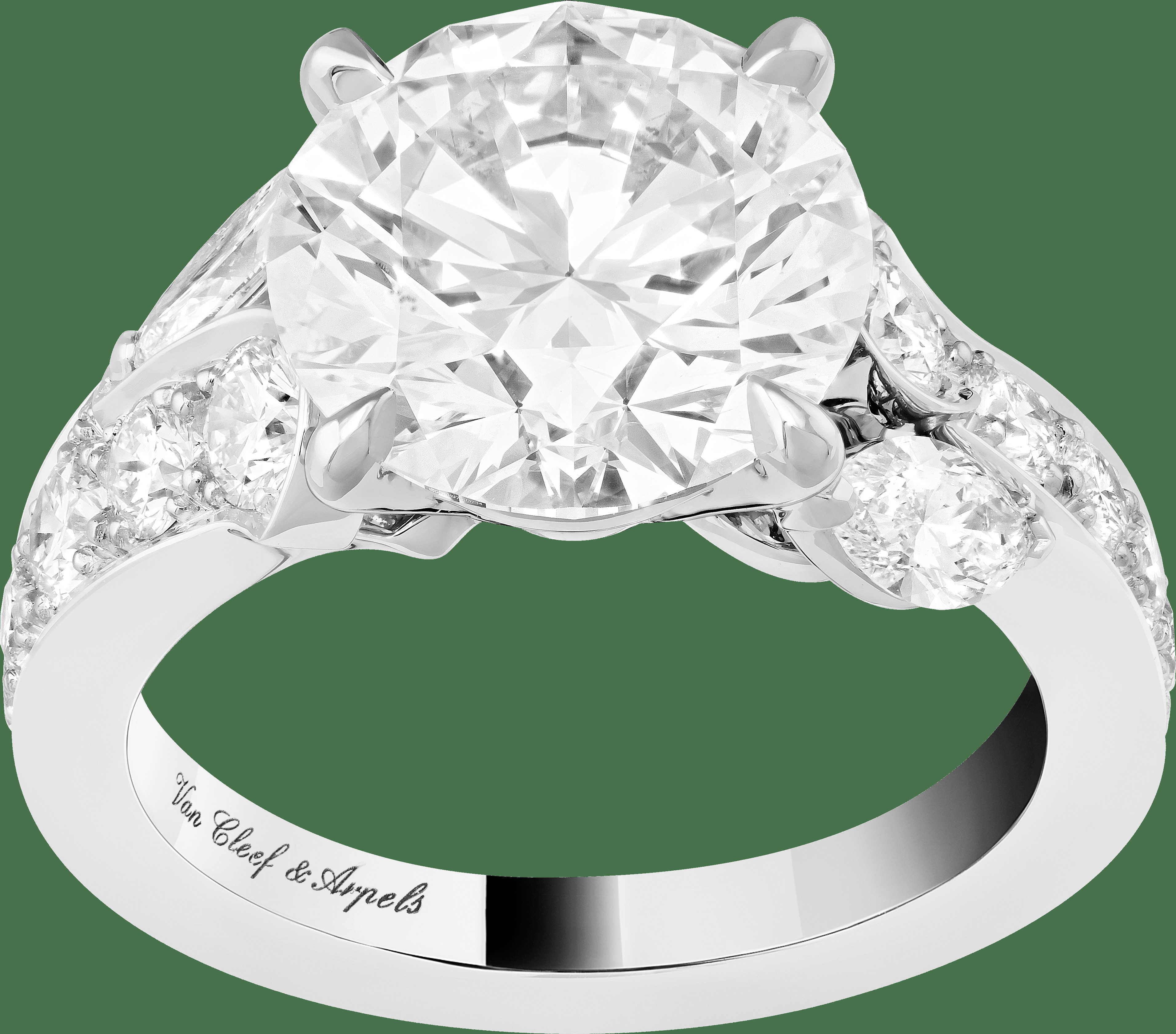 Кольцо-солитер Jasmin, платина, бриллианты круглой огранки и огранки "маркиза", один бриллиант круглой огранки 4,41 карата