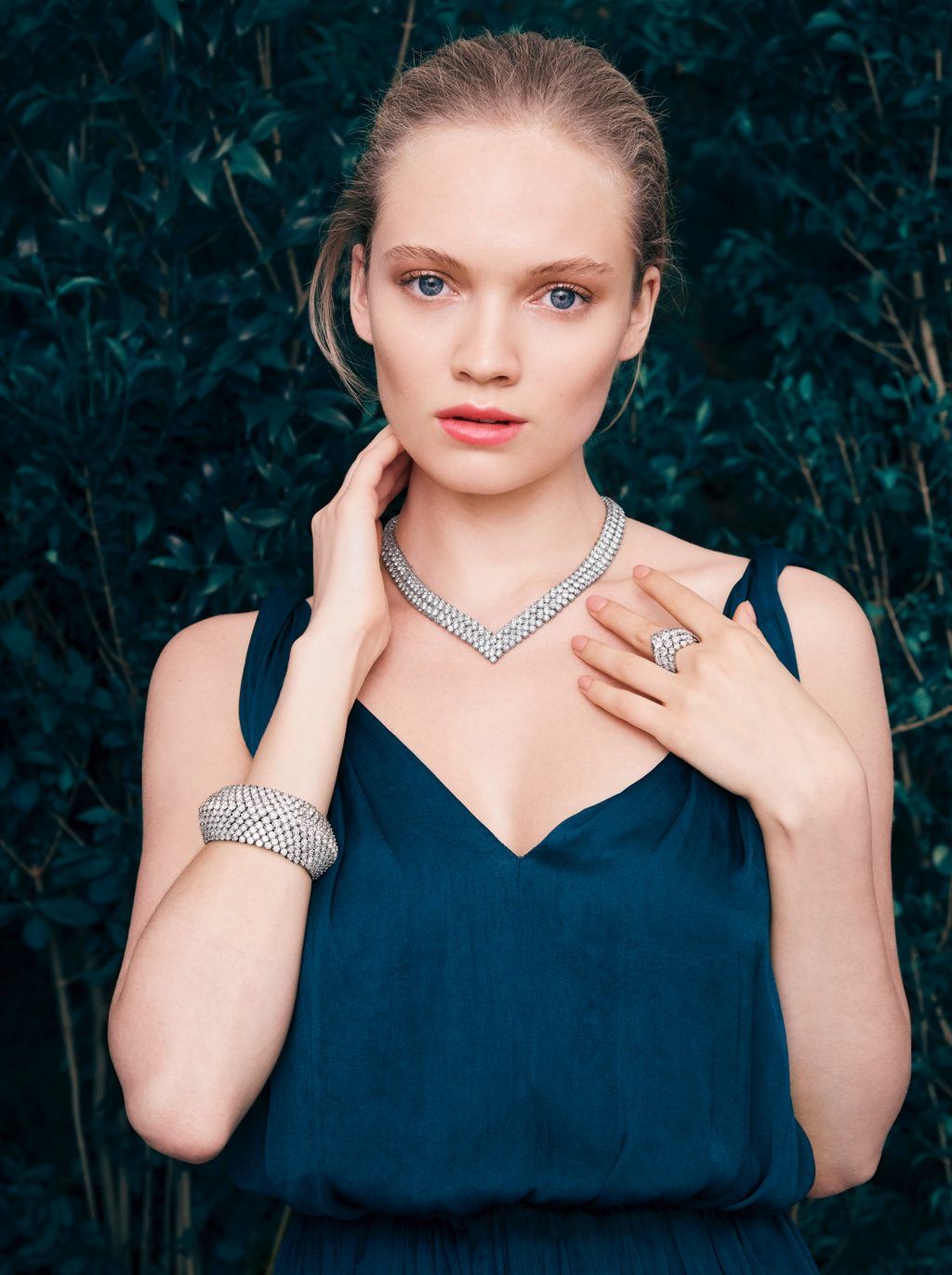 À Cheval necklace transformable into bracelets, Platinum, white gold, diamonds, À Cheval cuff, Platinum, white gold, diamonds and À Cheval ring, Platinum, diamonds, Van Cleef & Arpels