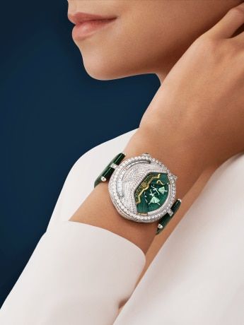 Lady Arpels Ballerine Musicale Emeraude watch, Poetic Complications Collection, Van Cleef & Arpels